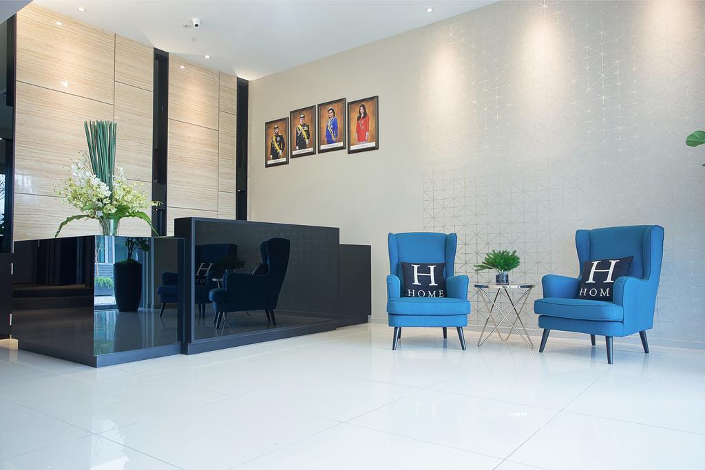 The Square Hotel Skudai Exterior photo